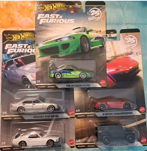 Hot Wheels Pop Culture P Case 2025 Conjunto de 4 miniaturas HXD63-956P 1/64