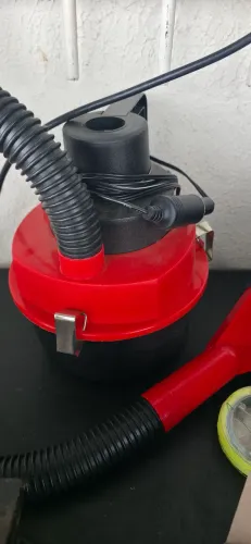 Aspirador automotivo