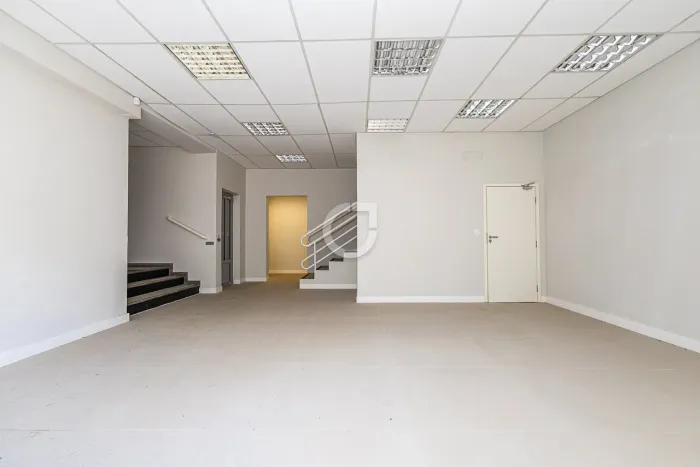 Casa comercial para locação na Rua XV de Novembro 414 m² | Centro Curitiba