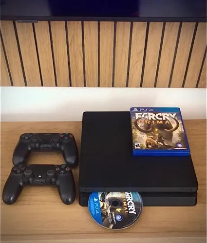 PlayStation 4 Slim
