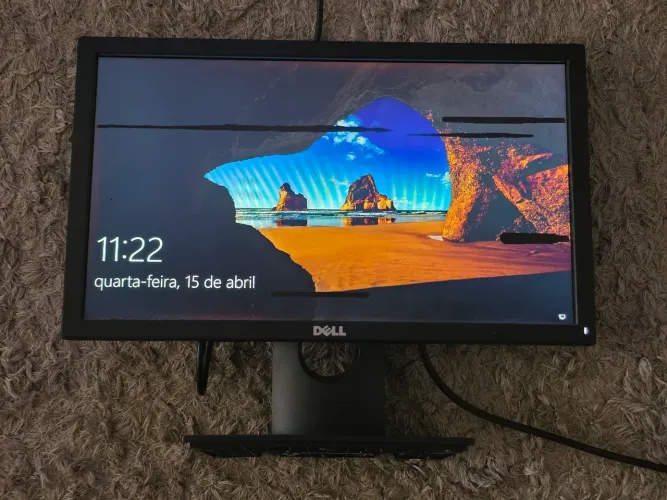 Monitor Dell 18.5" Led E1916h TN Widescreen CIO Vga Display Port DEFEITO LEIA ANUNCIO