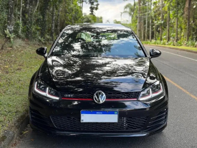 Volkswagen Golf GTI 2.0 TSI 220cv Aut. 2015