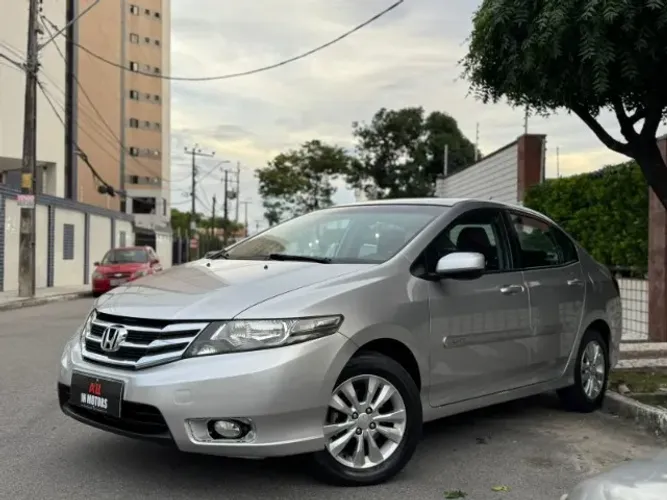 Honda City Sedan LX 1.5 Flex 16V 4P Aut. 2013