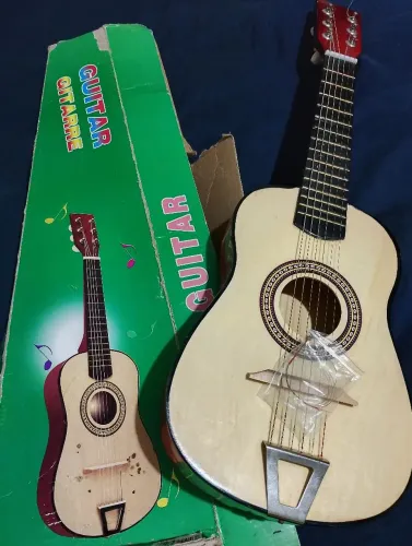 Mini violão 