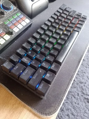 Teclado RGB blitzwolf