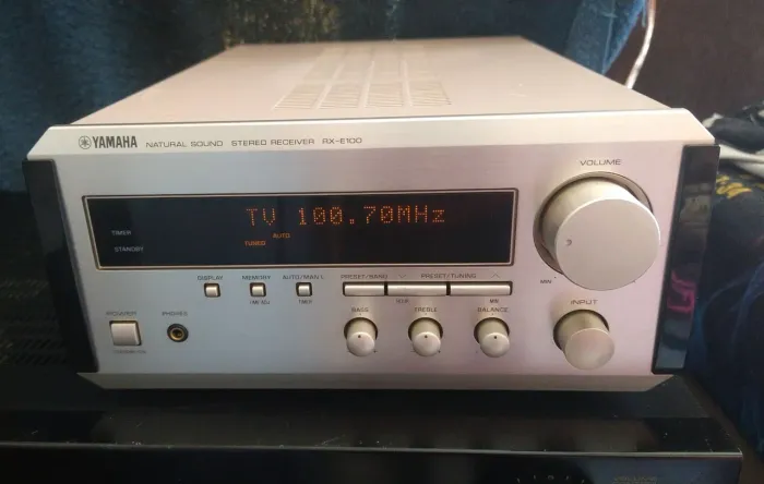 Receiver Yamaha de alta fidelidade 