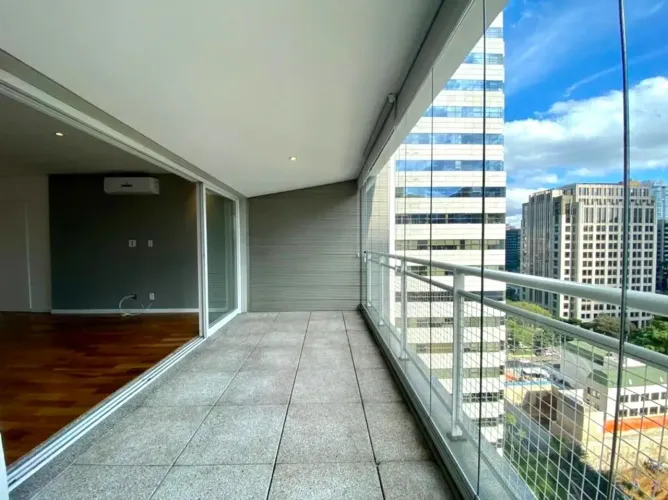 Arte Arquitetura Itaim. Localização em área nobre, andar alto com vista maravilhosa.