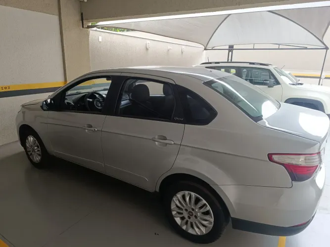 Fiat Grand Siena Attrac. 1.4 EVO F.flex 8V 2016