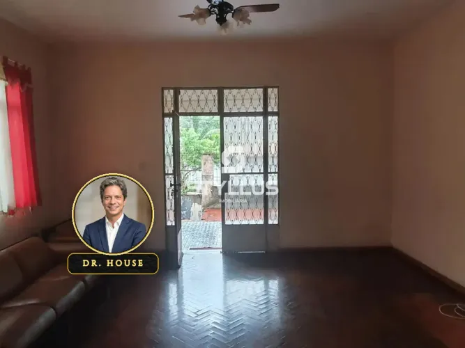 Casa Ampla 3 Quartos com 5 Vagas na Piedade - Oportunidade Única! M61A