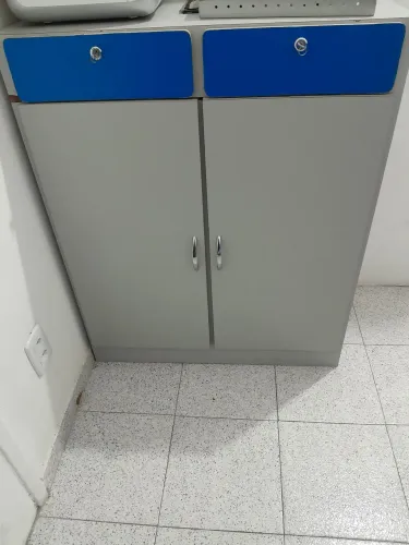 Armário escritorio em MDF com chave