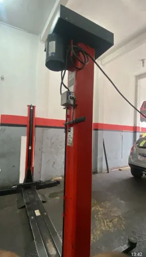 Elevador automotivo