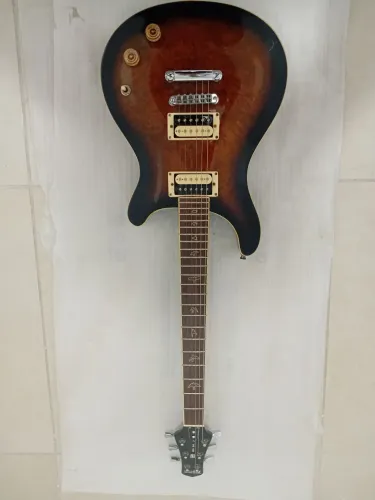 GUITARRA ELÉTRICA MODELO PRS CUSTOM 24