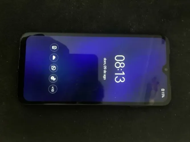 moto g8 plus 64gb (sexta - feira ainda com ele).