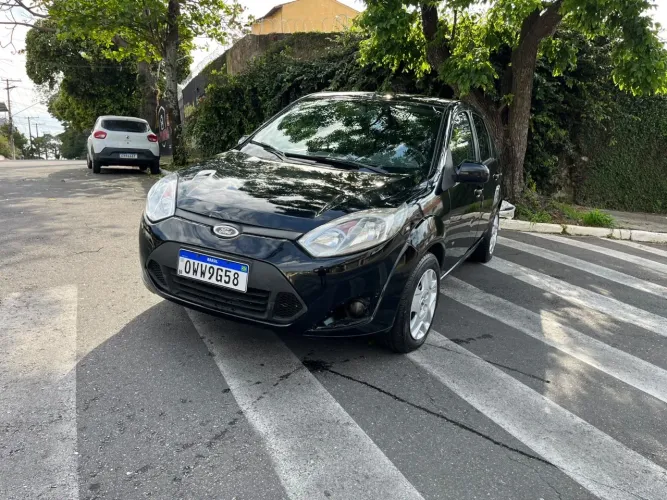 Ford Fiesta Sedan 1.6 16V Flex Mec. 2014