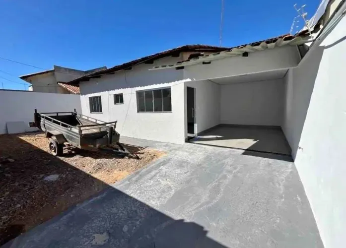 Casa a venda na cidade nova