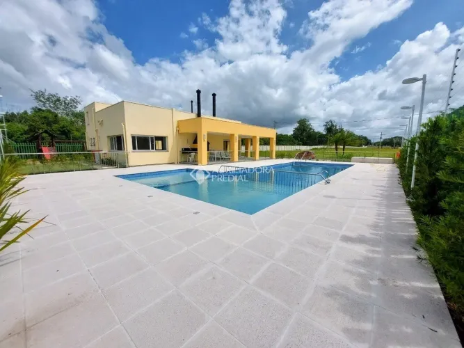 Terreno em Condomínio fechado com infra completa .