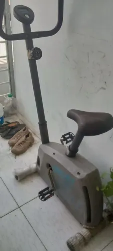 Vende se uma bicicleta ergometrica 