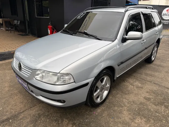 Volkswagen Parati 2.0 MI/ 2.0 MI Track & Field 2001