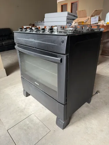 Fogão com Forno Elétrico 5 Bocas + Mangueira do Botijão - Bom Estado - Parcelo 18x