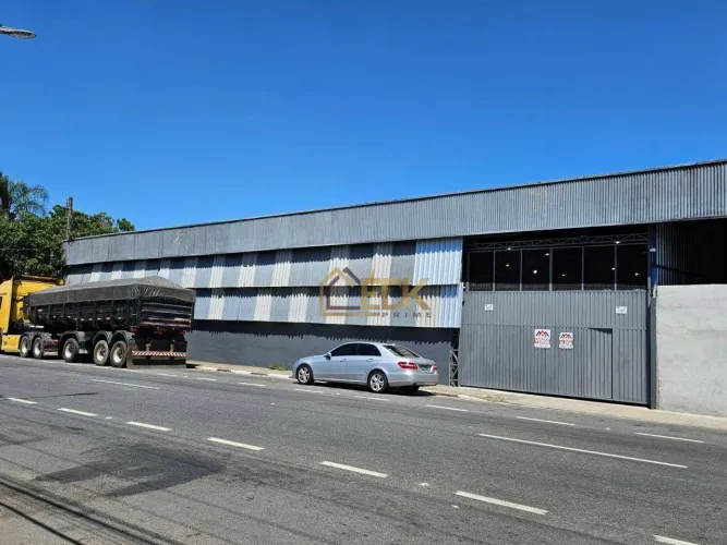 Galpão à venda, 1638 m² por R$ 3.000.000,00 - Cidade Nova - Pindamonhangaba/SP