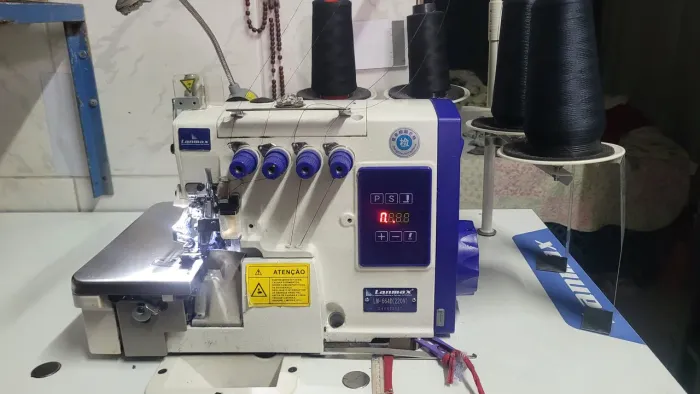 Maquina overlok ponto cadeia eletrônica 