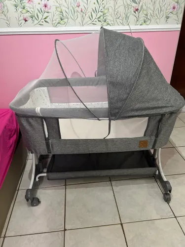 Berço moisés portátil que acopla na cama