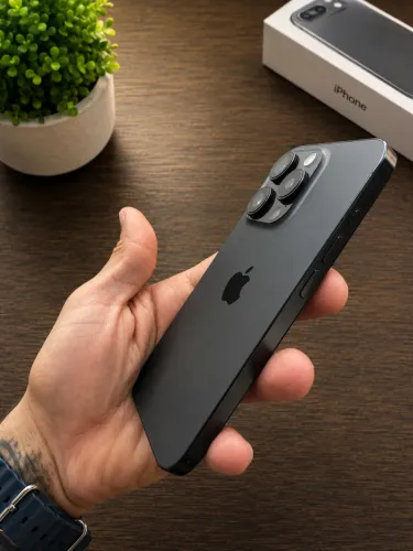 iPhone 15 PRO 512GB - PRETO