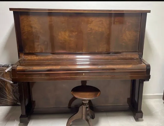 Vendo Piano Brasil em excelente estado