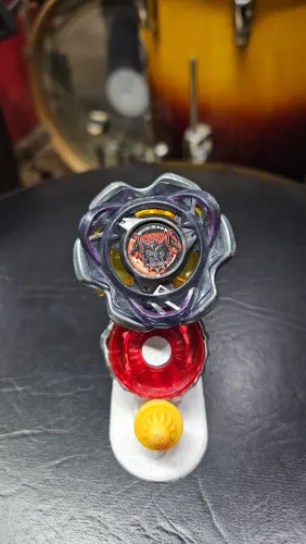Beyblade X Cerberus Dark J9-80 B
