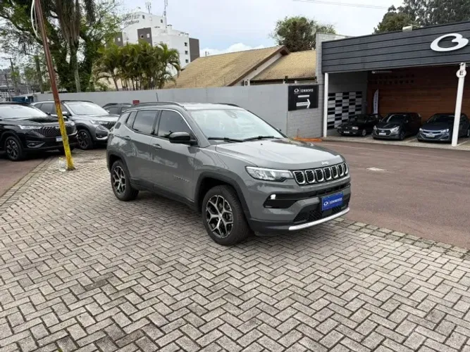 Jeep Compass Long. T270 1.3 TB 4X2 Flex AUT 2026