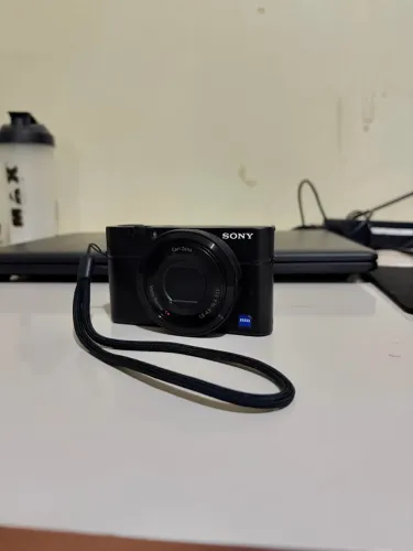 Cyber shot Sony rx100i