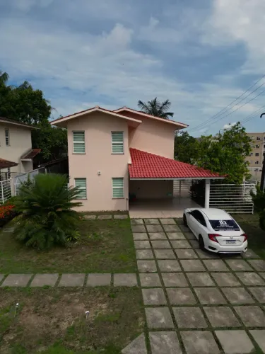 Casa no Golden Ville com 4 Qts sendo 1 Suíte Mobiliada/ Piscina e espaço Gourmet