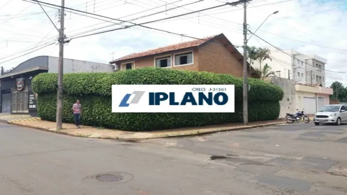 Sobrado para Alugar em São Carlos - Cidade Jardim