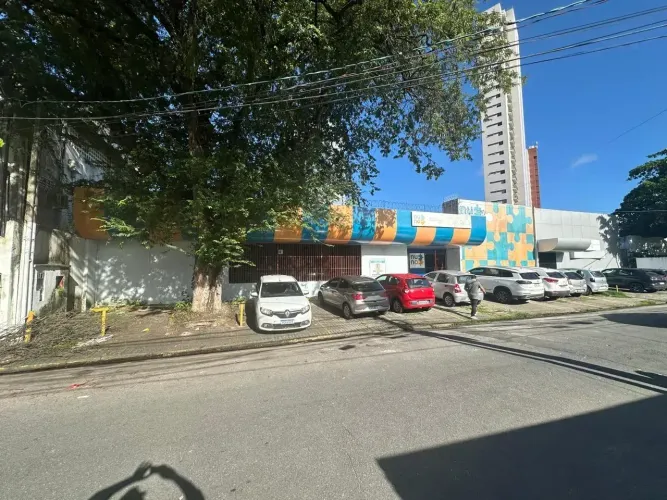 Imóvel Comercial à Venda - 741 m² de Terreno no Bairro Paissandu - Recife