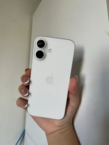 iPhone 16 256GB