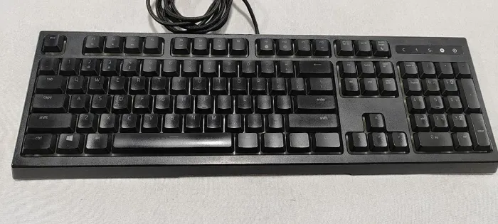 Teclado semi mecânico razer Ornata Chroma