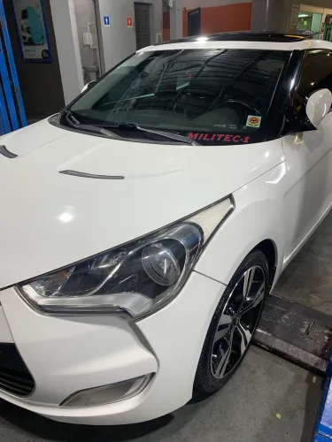 Hyundai Veloster 1.6 16V 140cv Aut. 2013