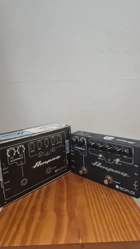 Pré Amplificador de Baixo Scramble DI Ampeg
