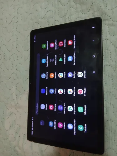 Vendo tablet a7 com tela grande de 10.4 polegadas funcionando perfeitamente