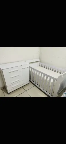 VENDO BERÇO E CÔMODA!