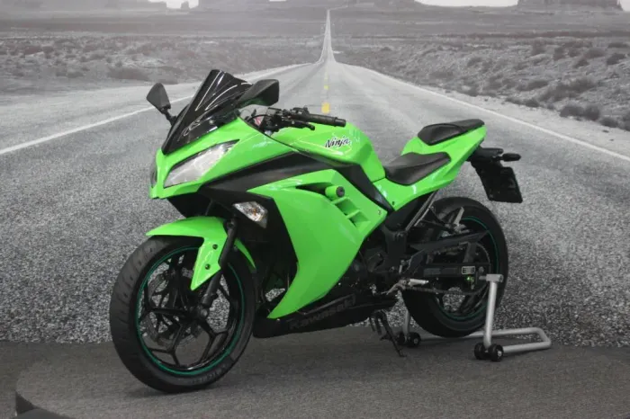 KAWASAKI NINJA 300 2013