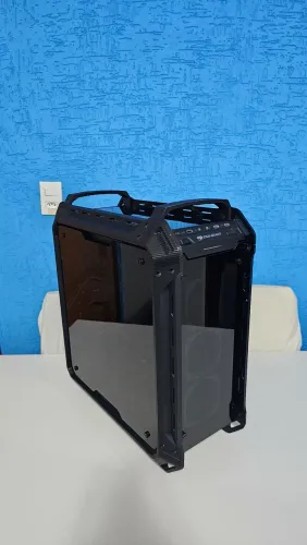 Gabinete Cougar Panzer Max Evo RGB