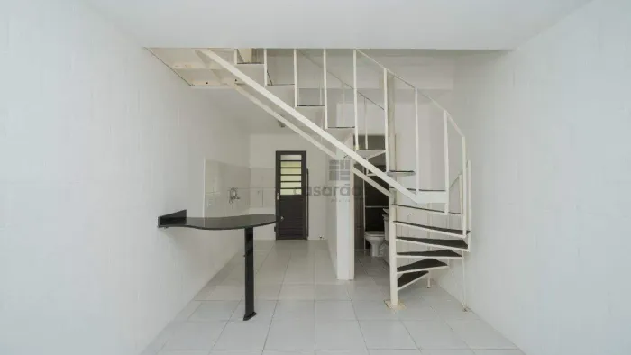 Casa em Condomínio 2 quartos para aluguel Pelotas