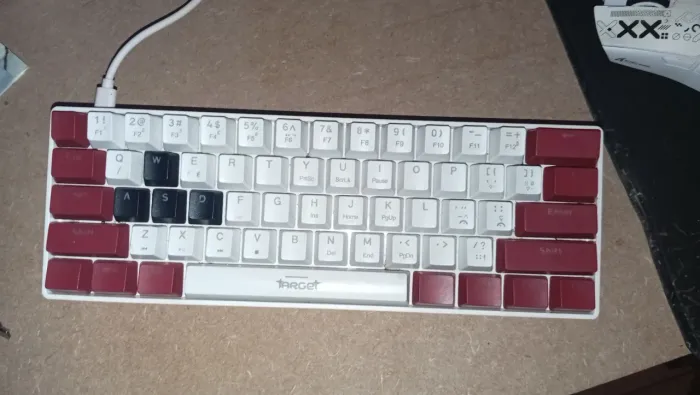 teclado mecânico 60% switch blue Huano, Mouses sem fios bluetooth.