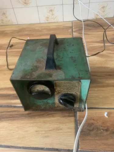 estabilizador de voltagem vintage da marca Televo