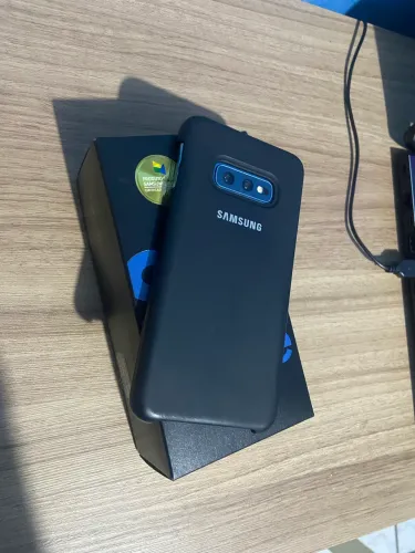 RARIDADE! Sbamsung Galaxy S10e com caixa
