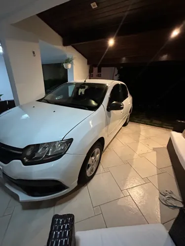 Renault Logan Dynamique Hi-flex 1.6 8V 4P 2014