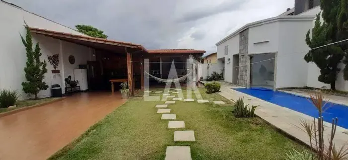 Casa à venda, 5 quartos, 1 suíte, 6 vagas, Castelo - Belo Horizonte/MG
