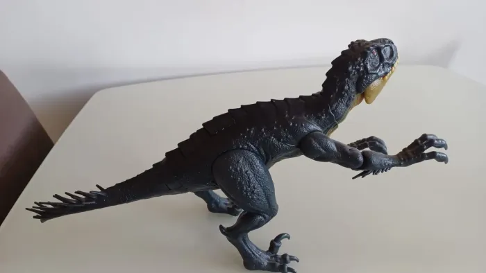 Fisher-Price Imaginext Jurassic World<br>*Thrashing Action Indominus Rex*<br>*Código: GMR16