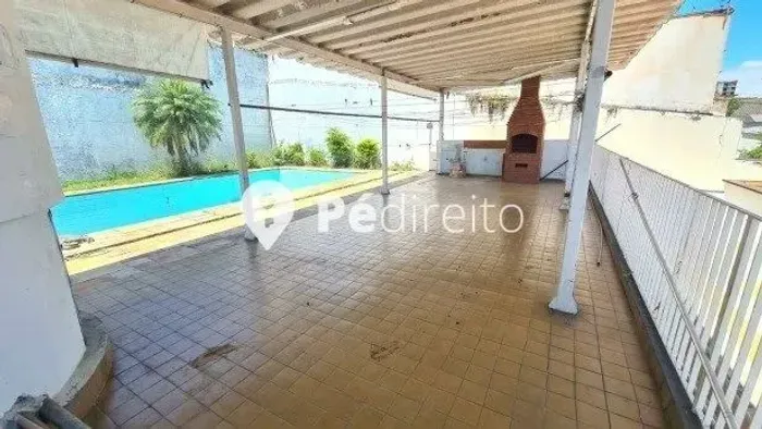 Casa Com Piscina na Penha Disponível para Locação